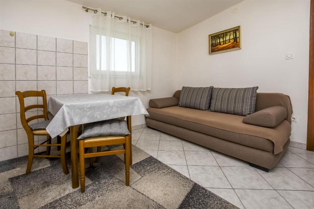 Apartment Kucinic photo 4