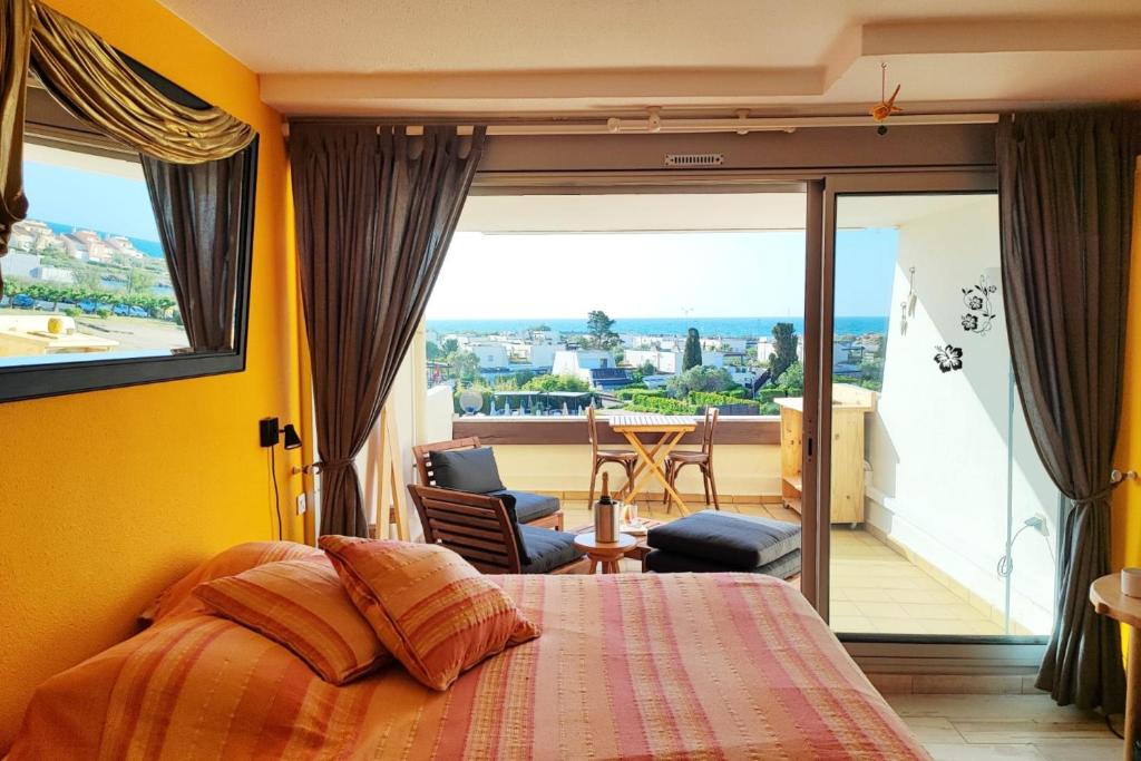 Cap d' Agde Naturist Port Nature 566