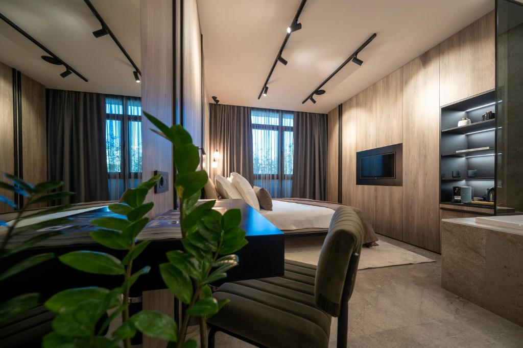 VELVET rooms & more photo 1