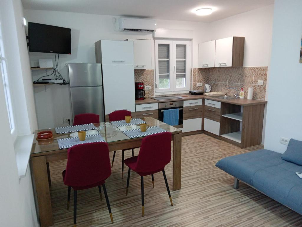 Apartman Kastelanic photo 2