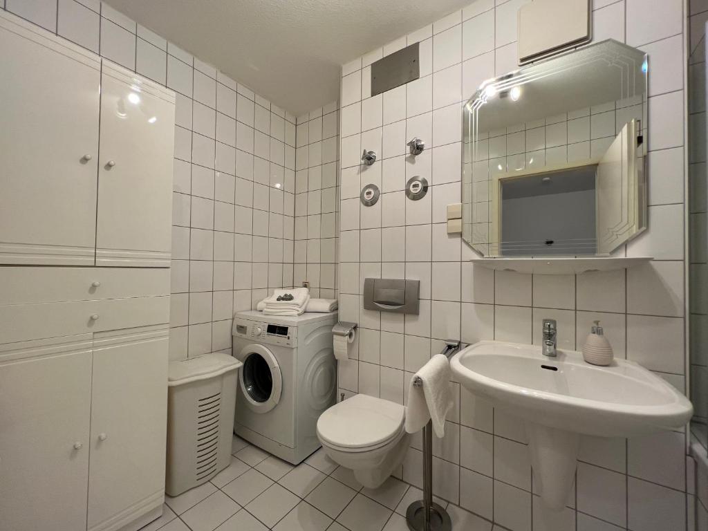 Maisonette Penthouse für 8 Personen by Rabe - free Netflix & kostenloser Parkplatz & große Terrasse photo 3