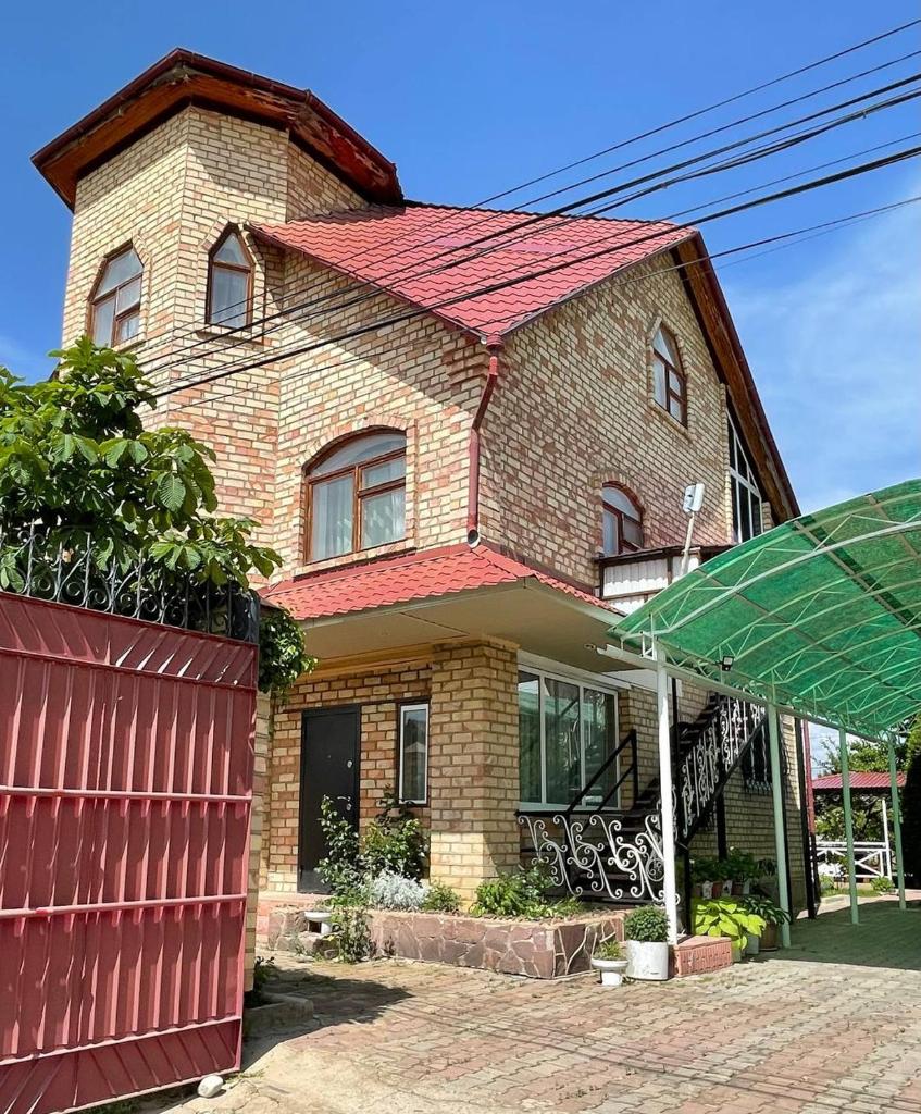 Guest house Visit