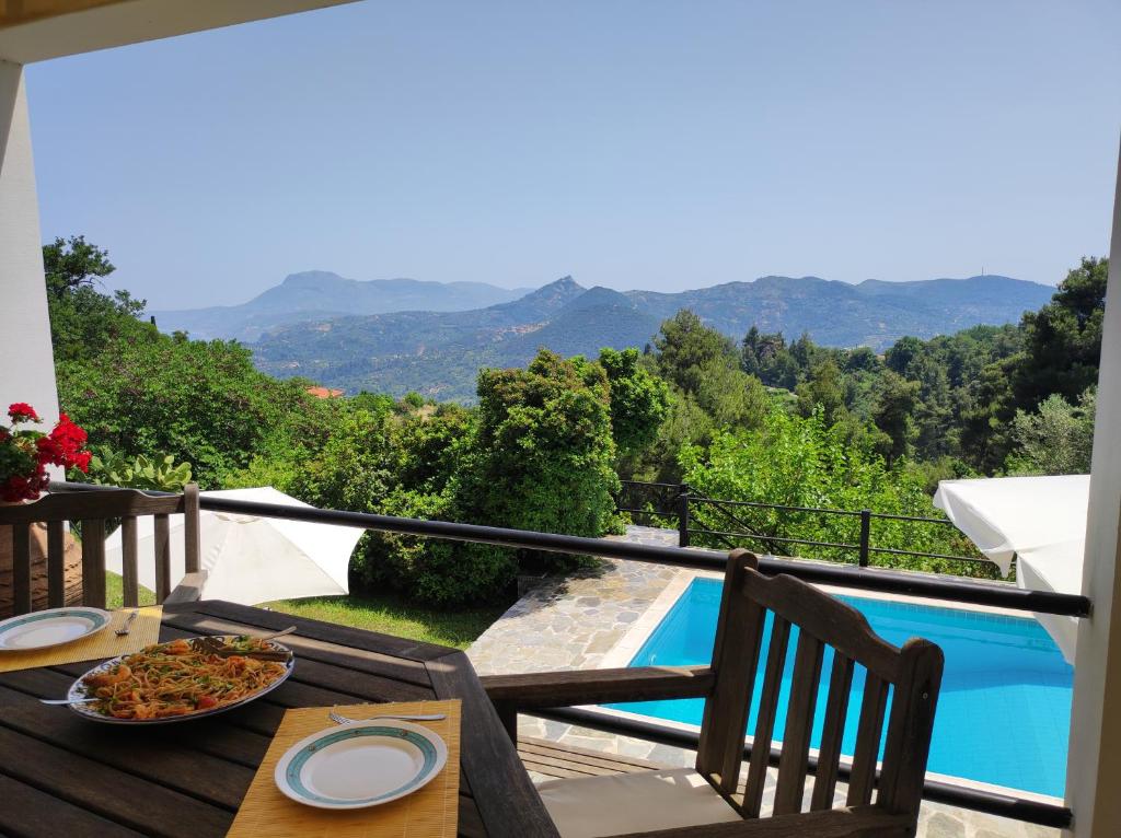 Villa VERA - private villa for 8 guests with pool photo 3