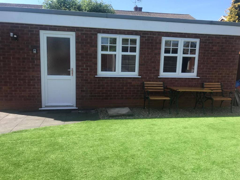 Garden flat near the University of York photo 1