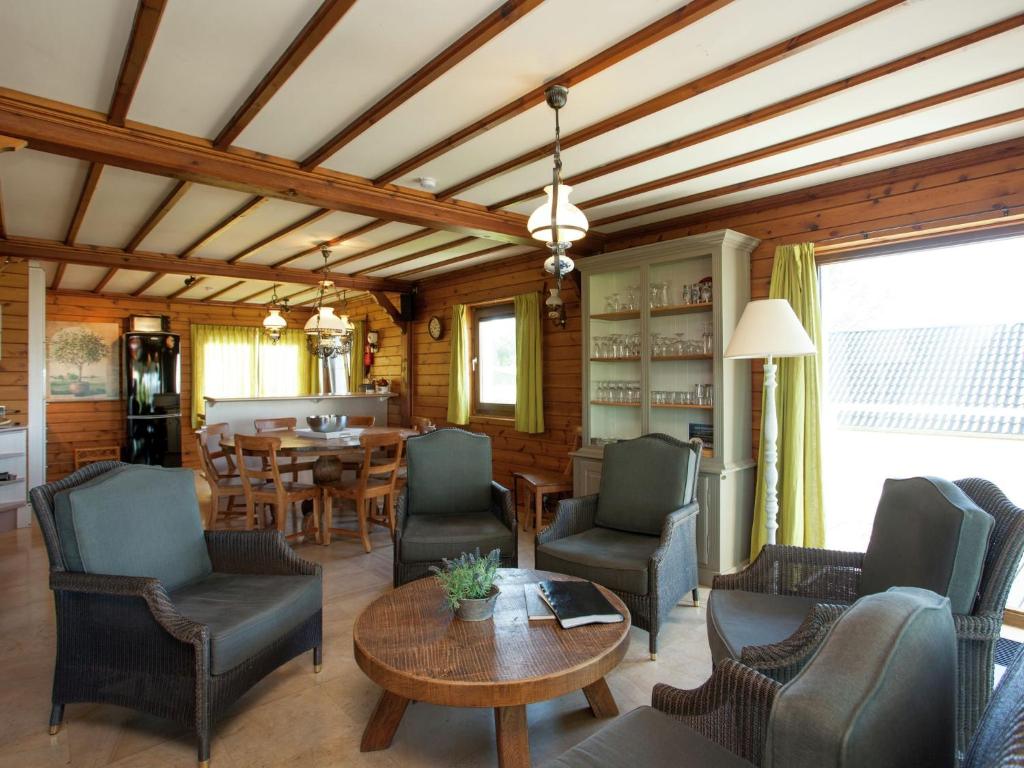 Vintage Villa with Private Garden in Rendeux photo 1