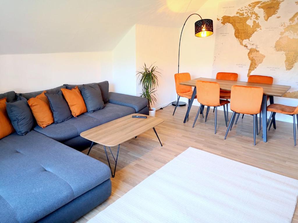 Family-Apartment mit Balkon, Küche, Parkplatz & Waschmaschine photo 1