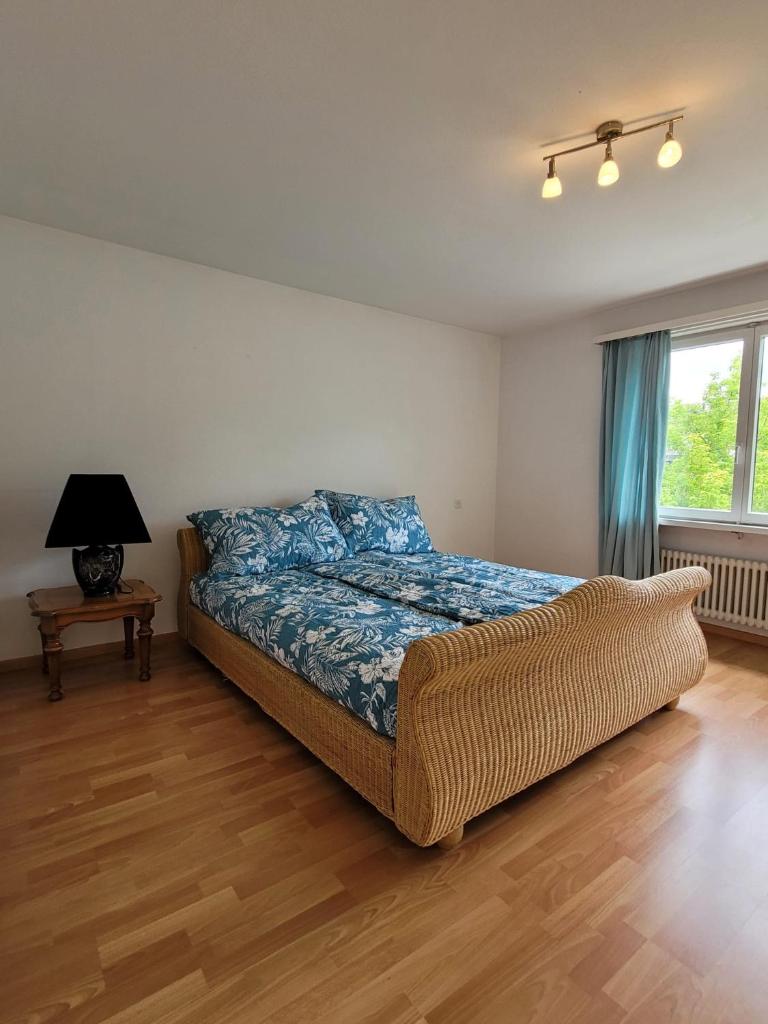 Schöne grosse Attika-Wohnung im Zentrum von Vaduz inkl. Parkplatz photo 1