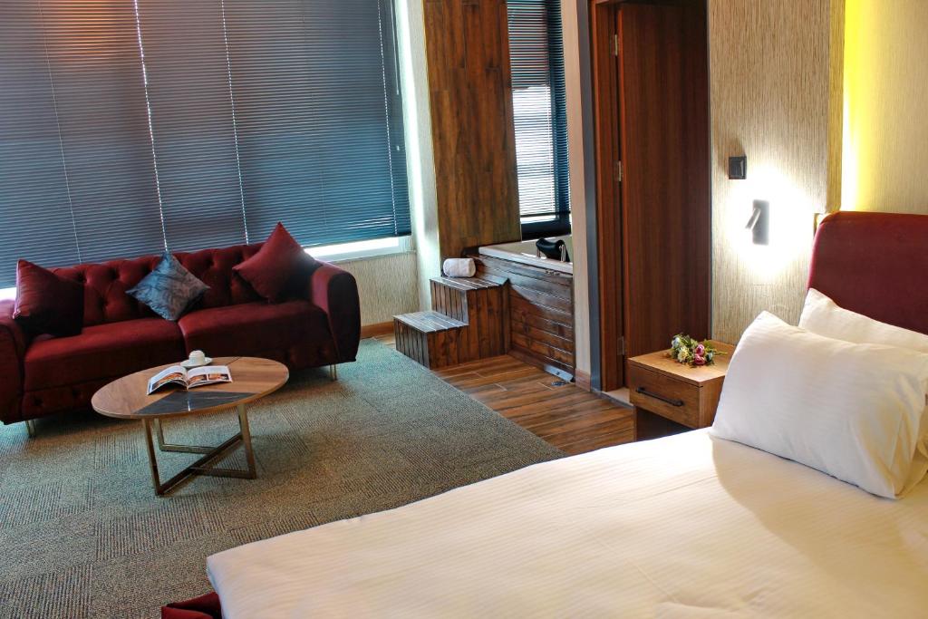 Mardiva Resort Hotel photo 4