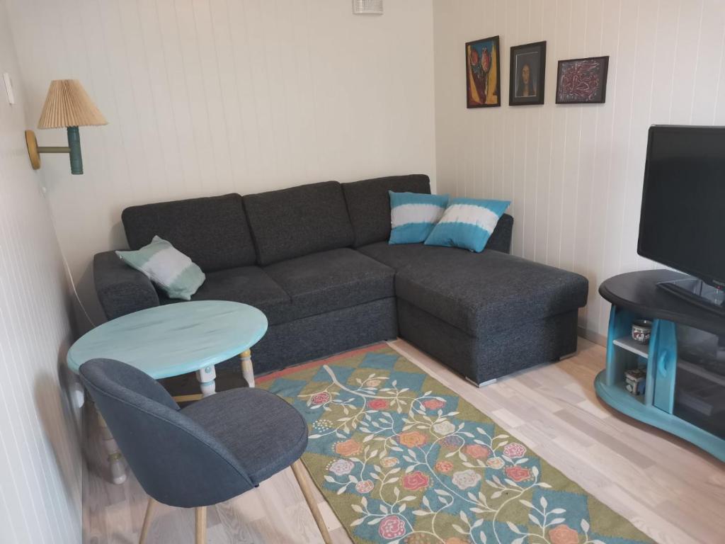 Karlotte's apartment photo 1