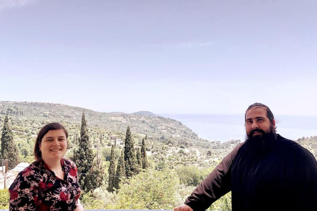 Μπαλκόνι του Αιγαίου father's house in Kimi photo 1