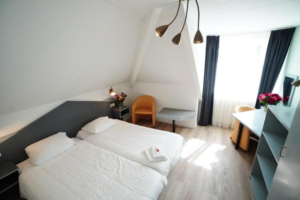 Hotel Brasserie Den Burg photo 3
