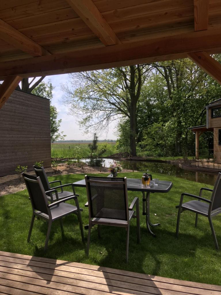 Fraai Tiny House aan het veluwemeer met uitzicht & veranda photo 2