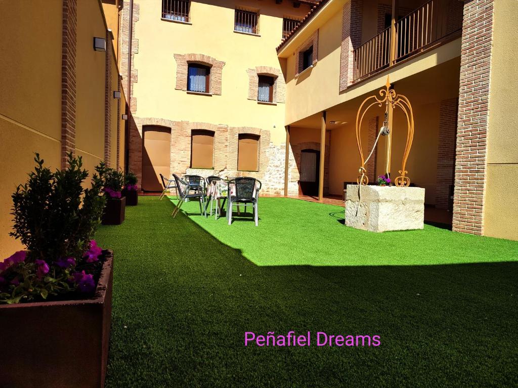 PEÑAFIEL DREAMS CON JACUZZI 4 PERSONAS photo 2