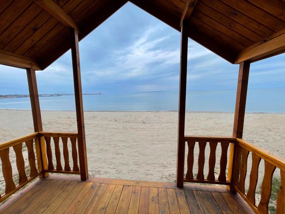 Waterfront Inn - Mackinaw City image