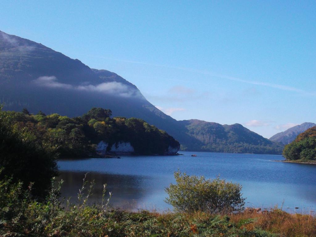 No 1 Killarney Holiday Village Vacation Home - Tap to explore photos