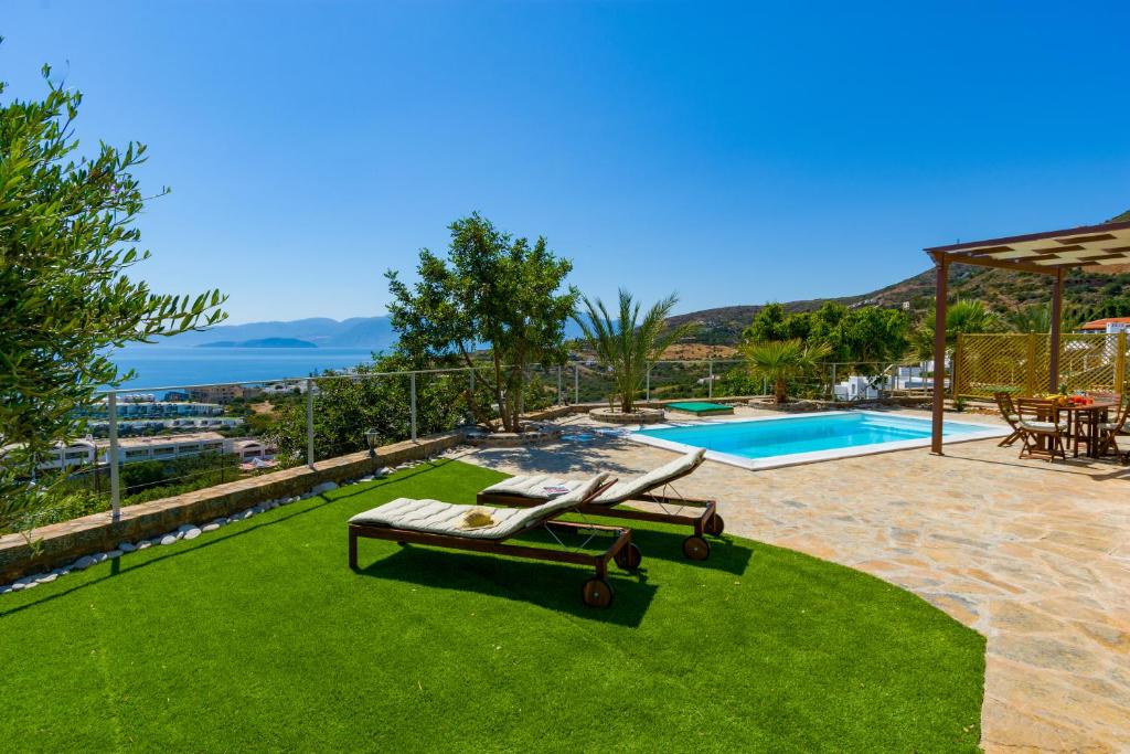 Elounda Blue Waves photo 1