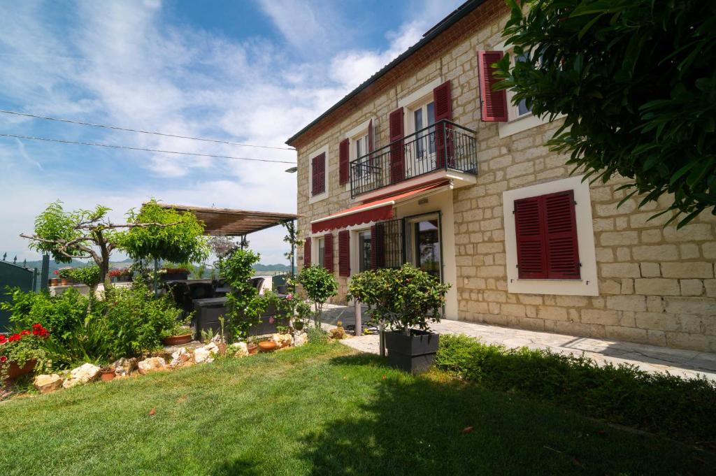 CasaBella 22