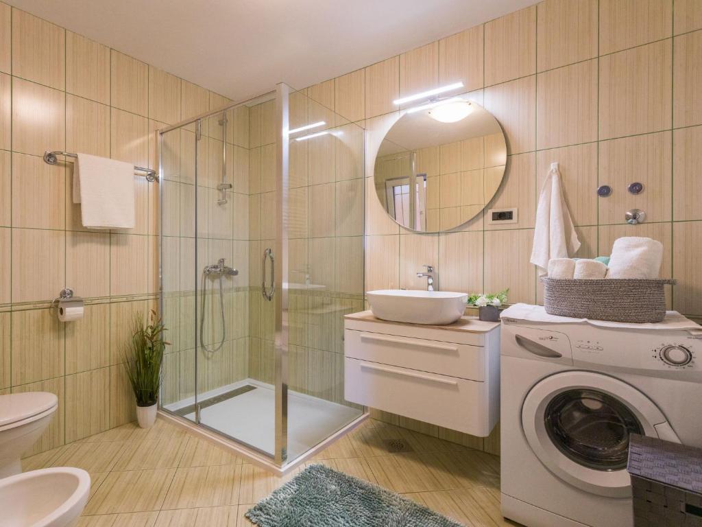 Apartment Cancar-1 by Interhome photo 4
