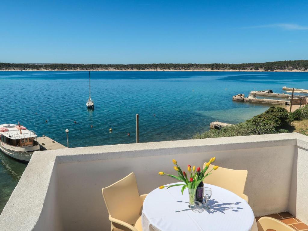 Apartment Ana - RAB167 by Interhome