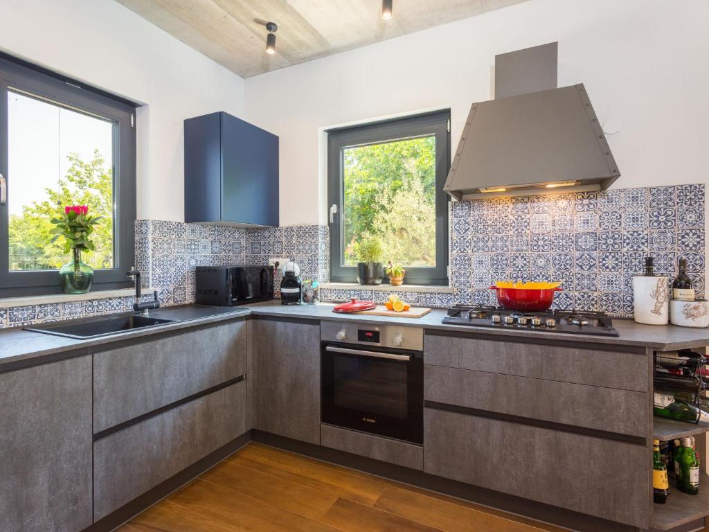 Holiday Home Villa Leonardo - PRC424 by Interhome photo 4