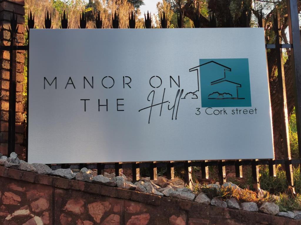 Manor on the Hill photo 2