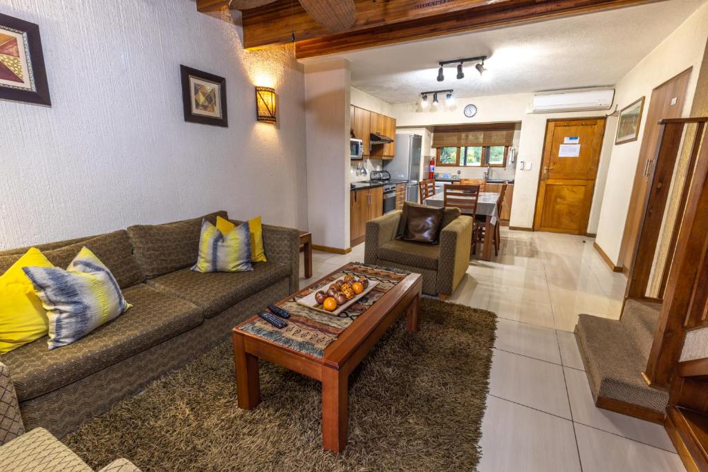 Legend Safaris 257B - in Kruger Park Lodge photo 4