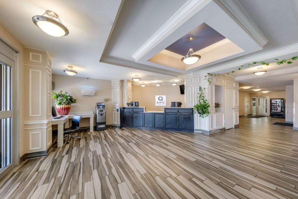 Quality Inn & Suites photo 4