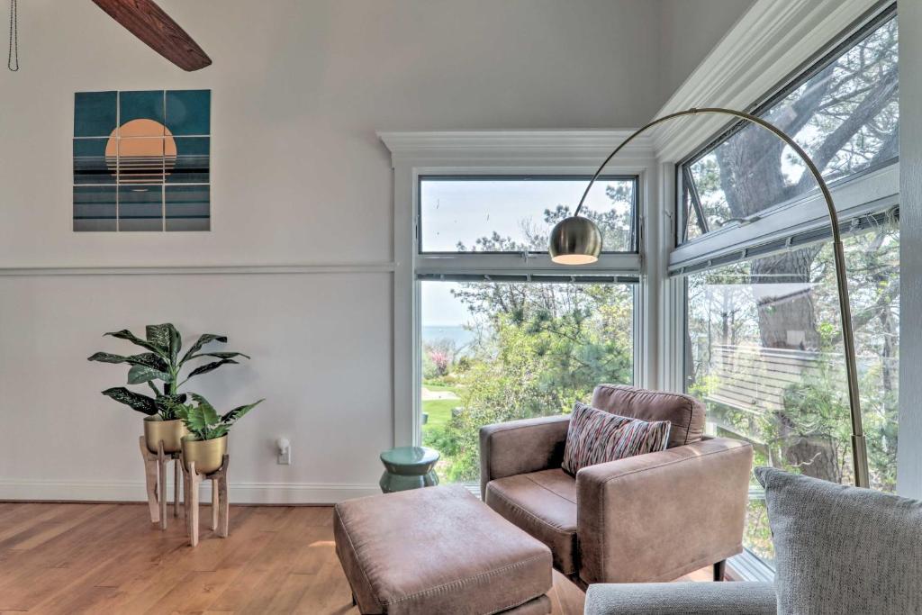 Breezy Cape Escape with Private Ocean Overlook! photo 4