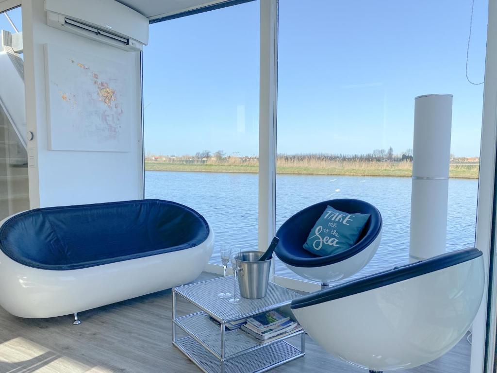 Homeboat Glamping photo 1