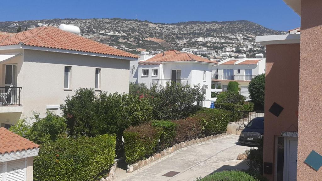 Eva Gardens corner house Lower Peyia Paphos photo 3