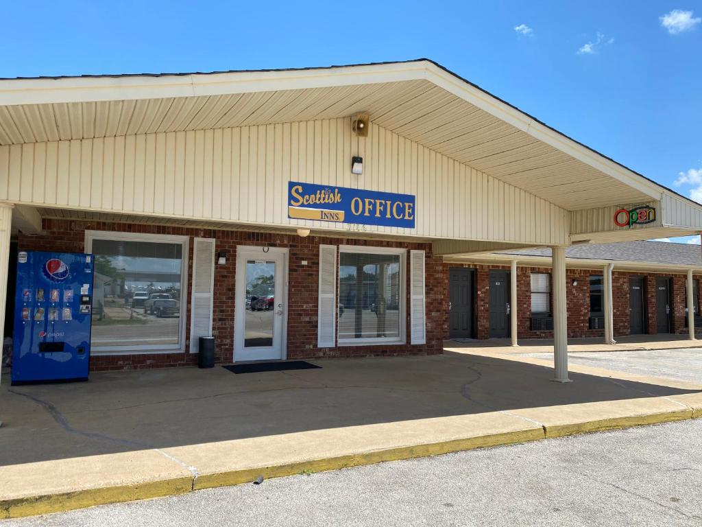 Scottish Inns Jonesboro AR image