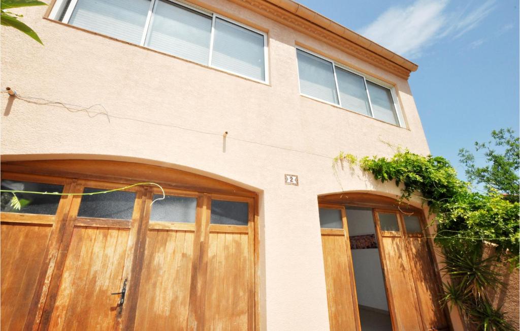Beautiful Home In Argels-sur-mer With Wifi And 2 Bedrooms