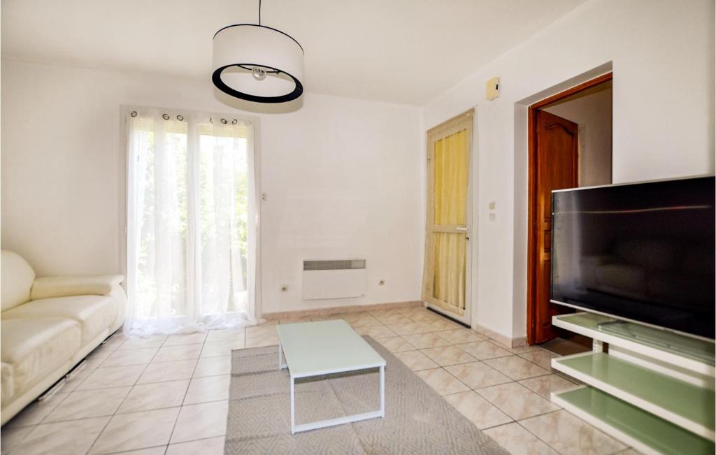 Beautiful Home In Argels-sur-mer With Wifi And 2 Bedrooms photo 3
