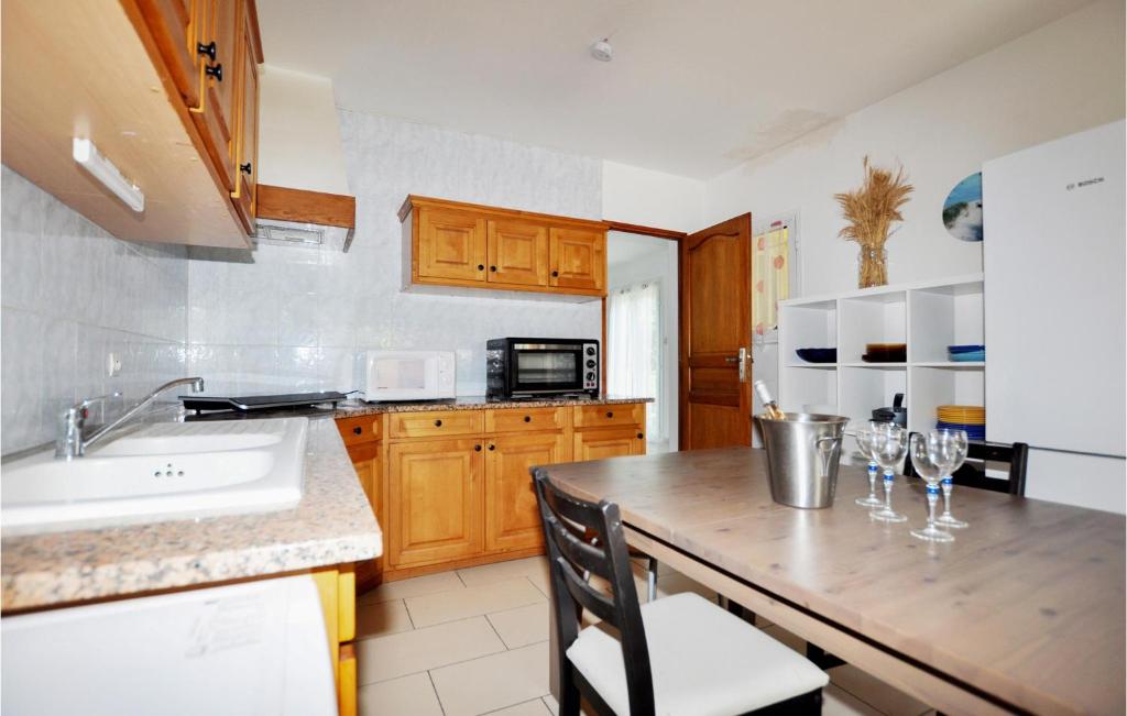 Beautiful Home In Argels-sur-mer With Wifi And 2 Bedrooms photo 4