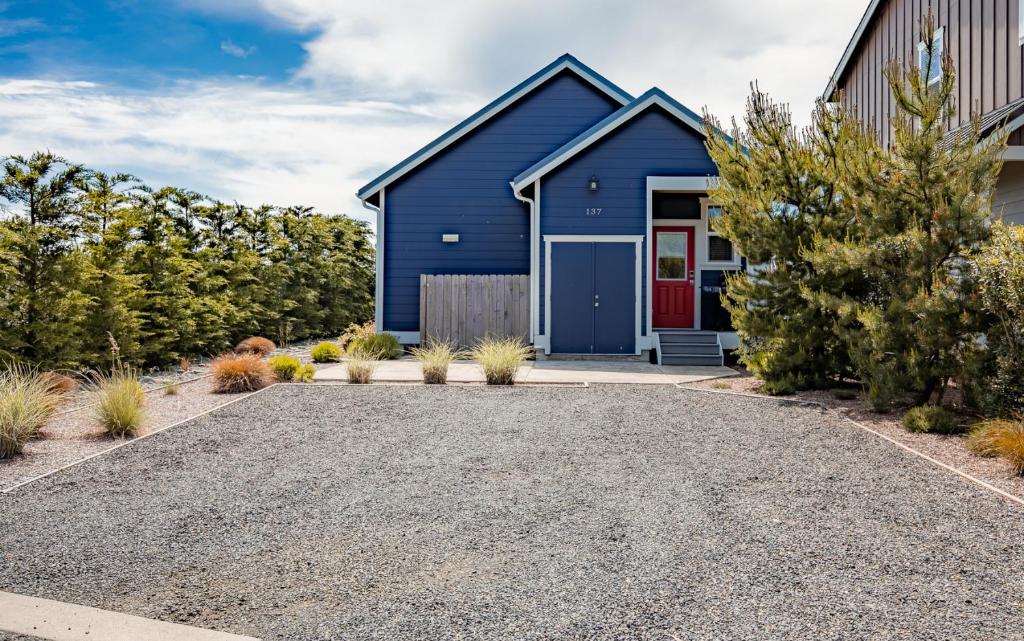 Starfish Cottage - Oyhut Bay Seaside Village photo 1