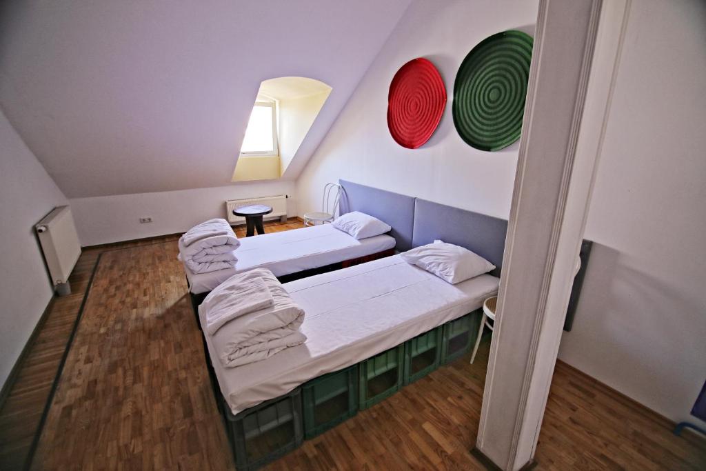 Двухместный (Двухместный номер с 1 кроватью и общей ванной комнатой), Hostel Jamaika