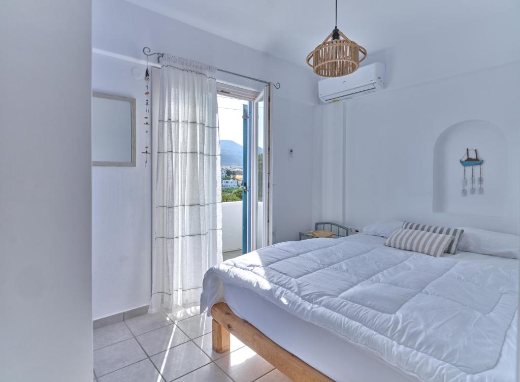 Ifestos home with private veranda, Paros photo 1