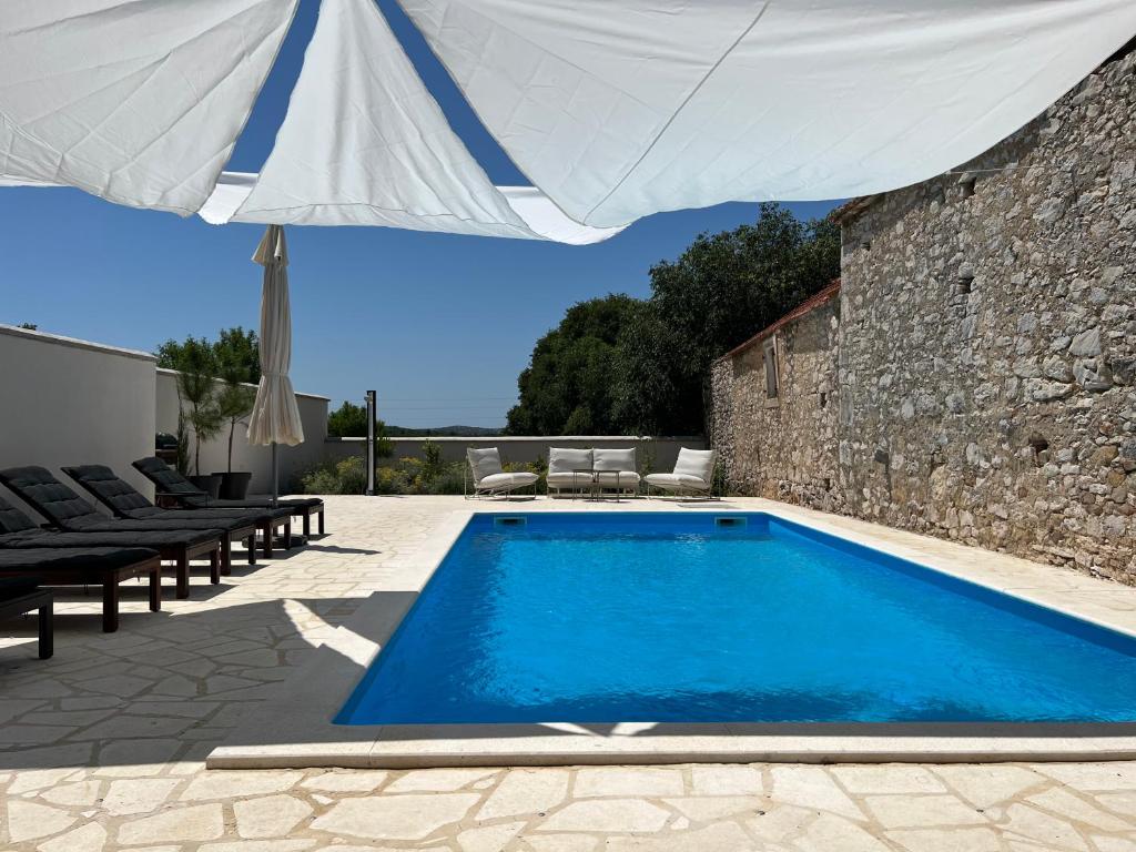 Boutique House Ika with Private Swimming Pool photo 1