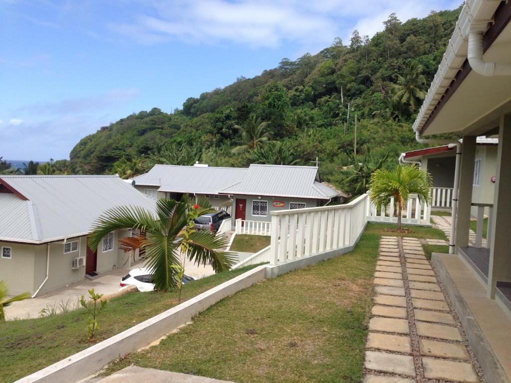 Surfers Beach Self Catering Chalets photo 1