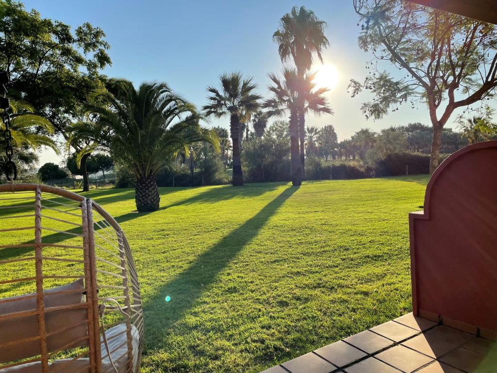 Charming apartment, golf, kitesurfing, free tennis courts and bikes photo 3