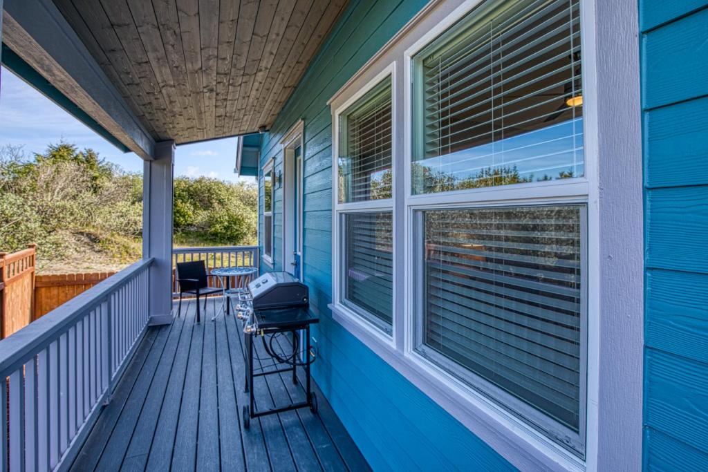 Coral Beach Cottage photo 1