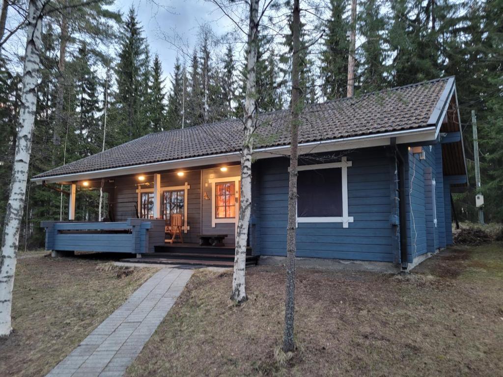 Lakeland Karelia Puutikka photo 1