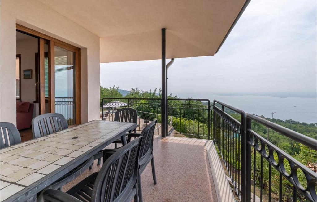 Stunning Home In Albisano With Sauna, 6 Bedrooms And Outdoor Swimming Pool photo 1