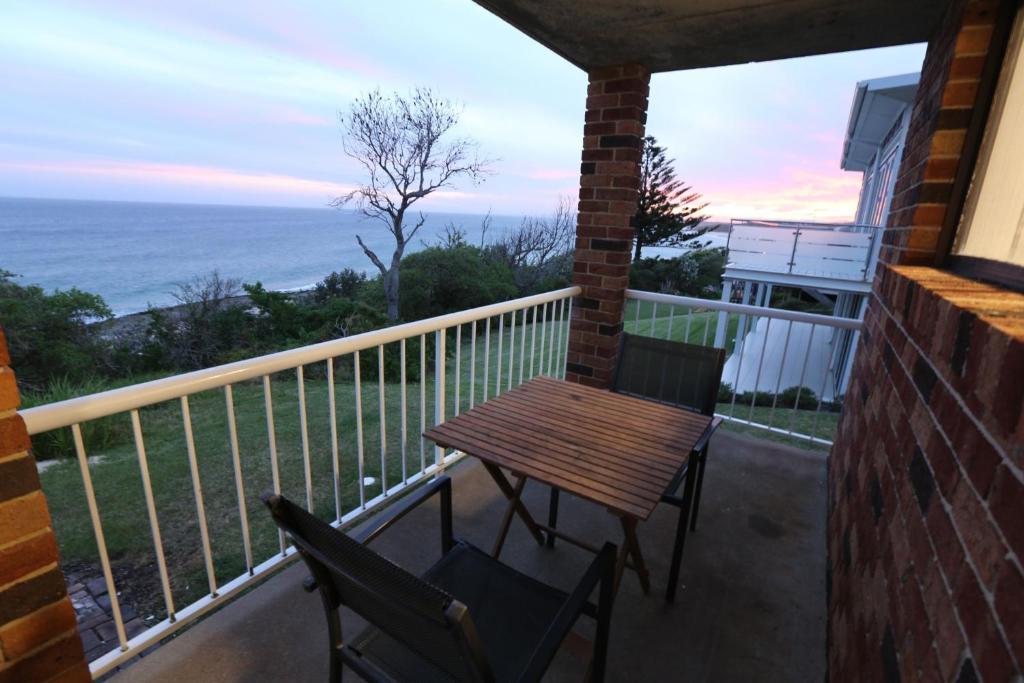 South Pacific Garden Apartment photo 3