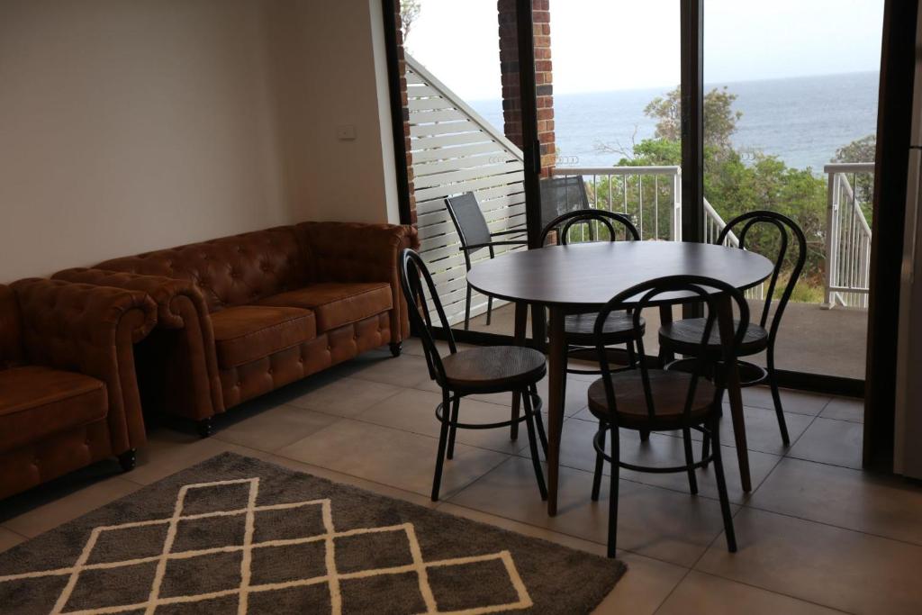 South Pacific Garden Apartment photo 4