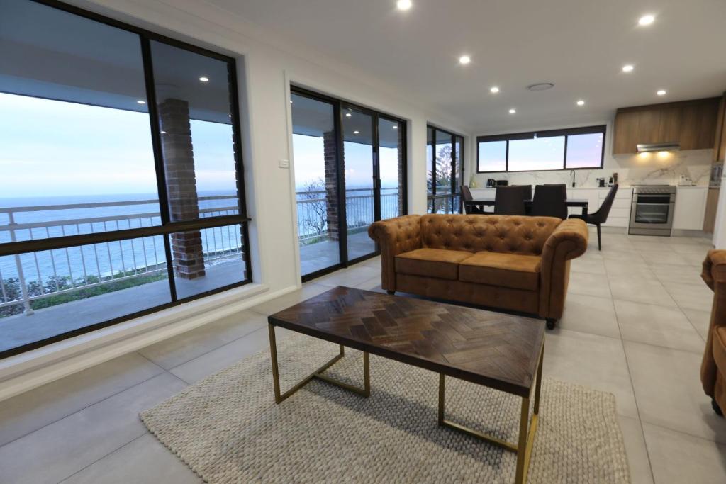 South Pacific Penthouse photo 1