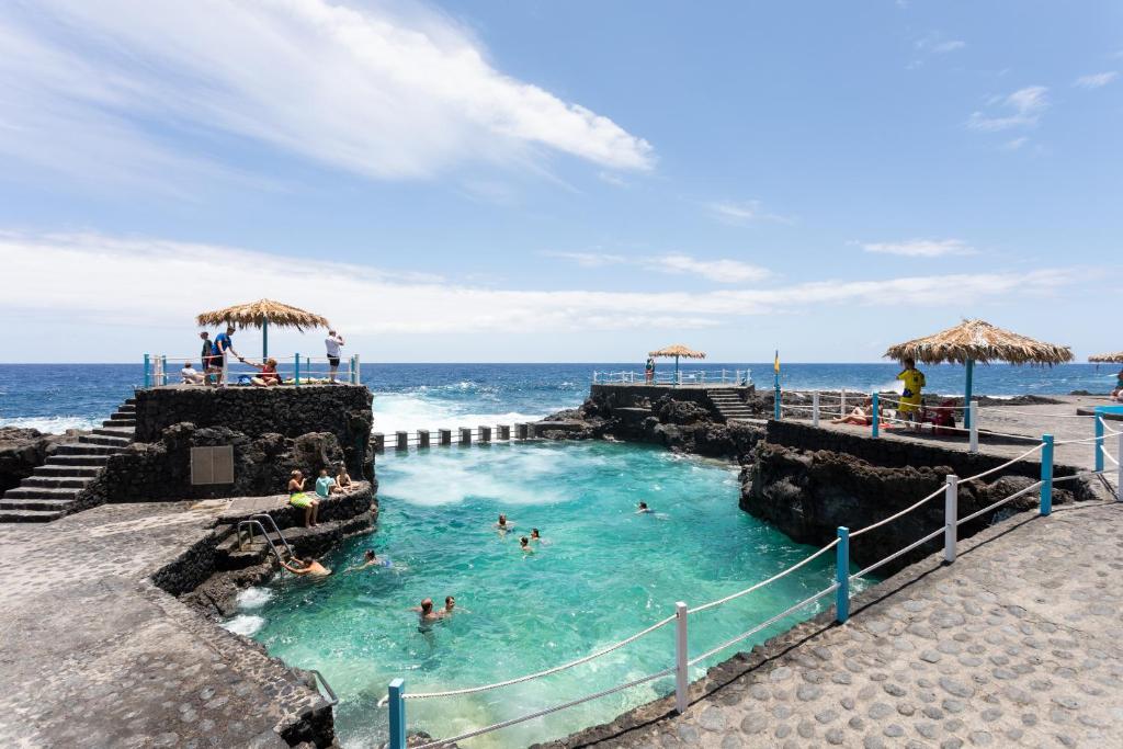 Home2Book Sea Side Charco Azul Pool Apartment Wifi photo 1