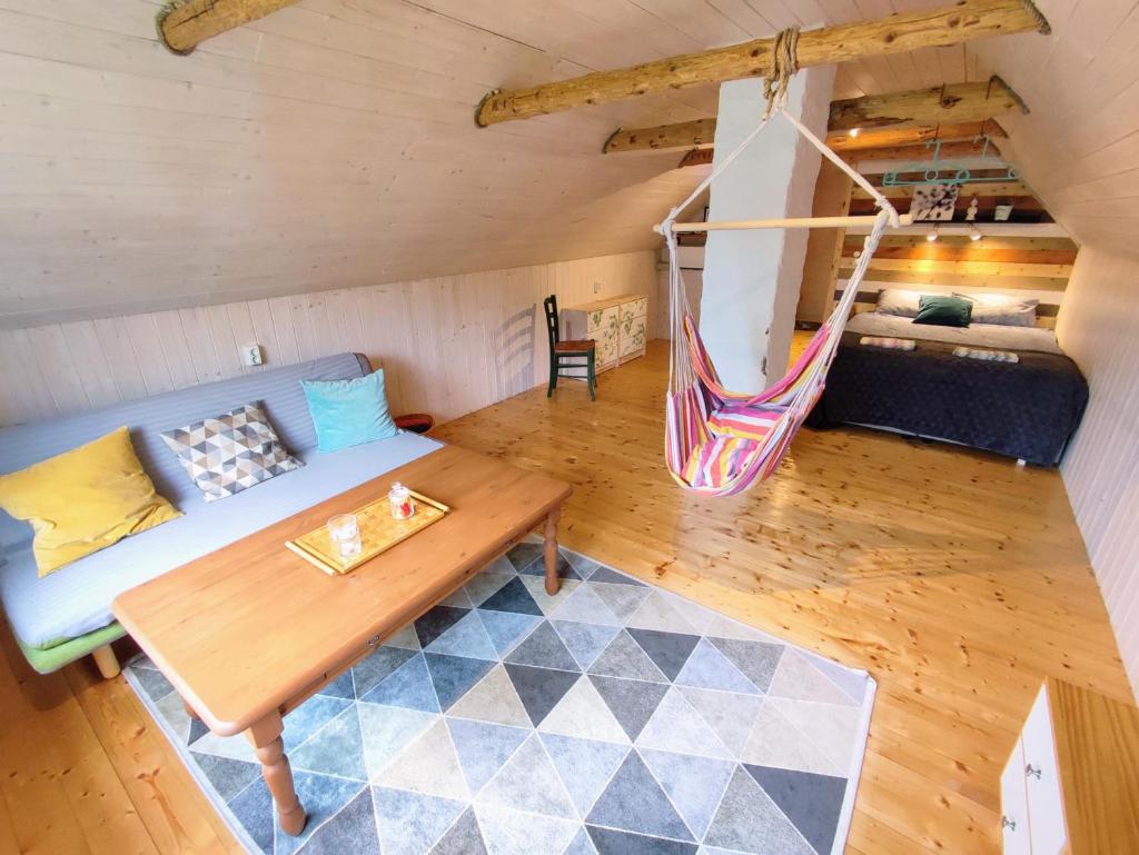 Self check-in Attic Suite next to Hiking Trails photo 2