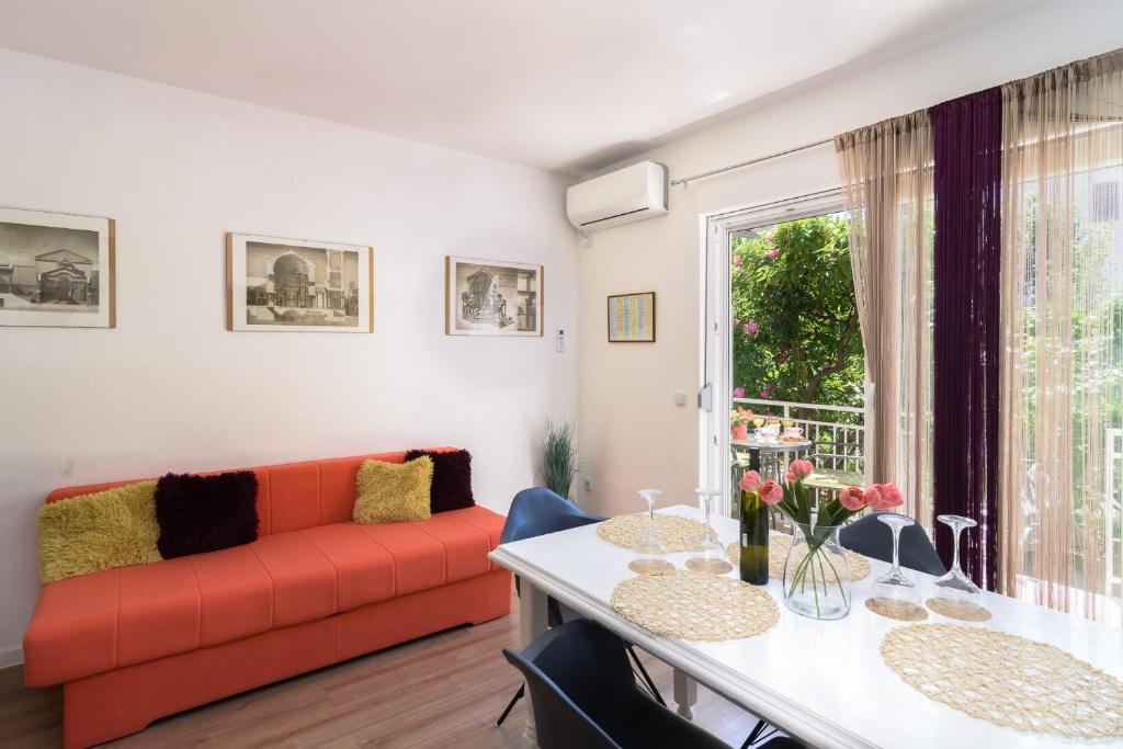 Apartments Mare Trogir