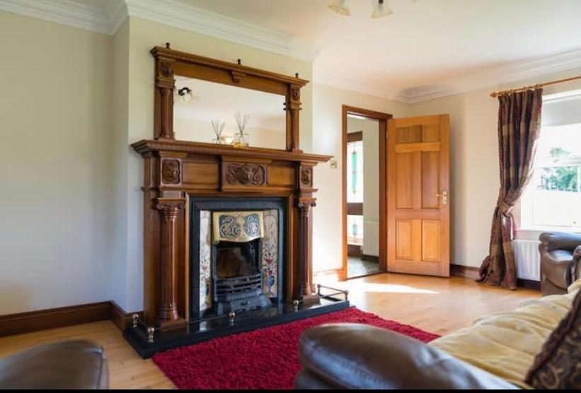Corraglass House - close proximity to Cuilcagh - Tap to explore photos